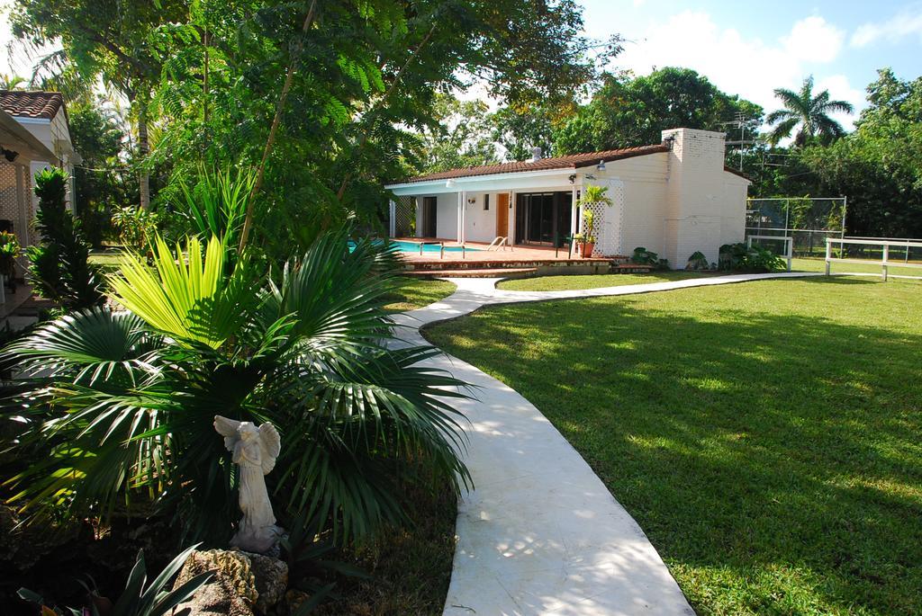 La Finca Miami Exterior photo